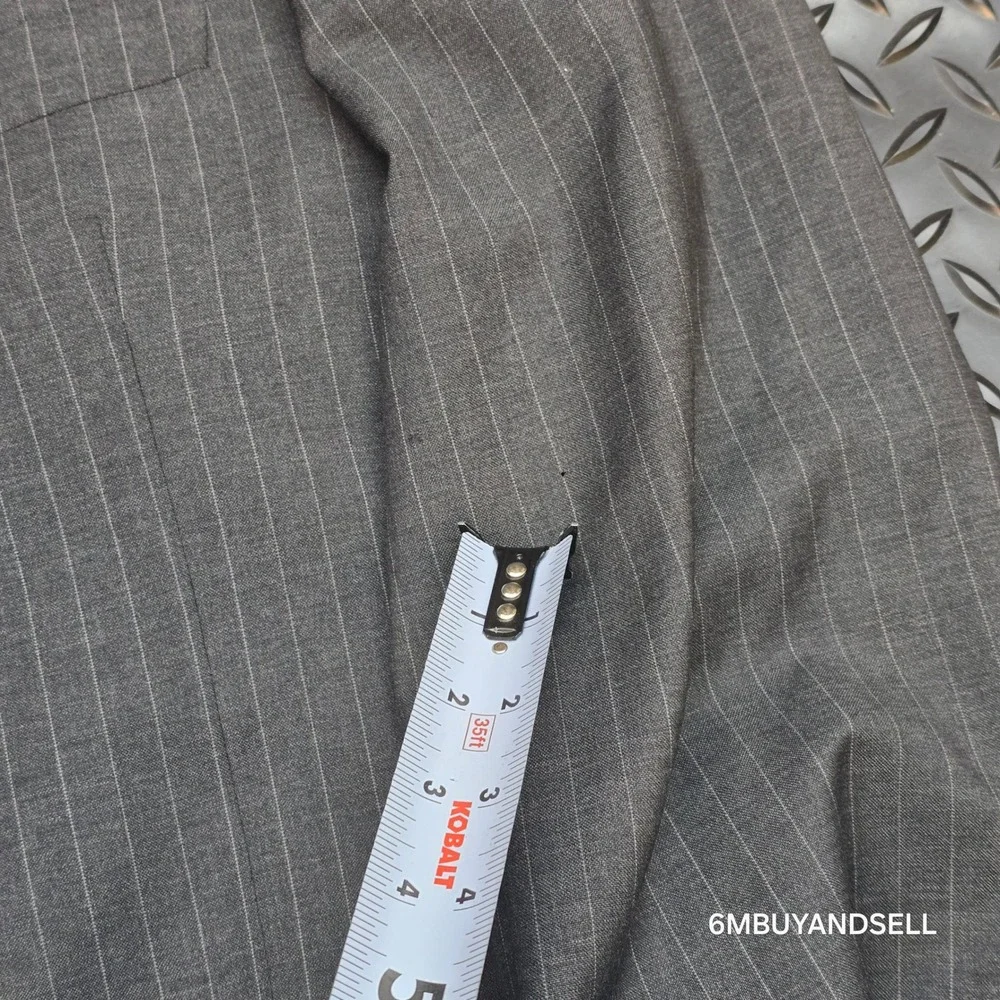 Cerruti 1881 Roma Italy Gray Pinstripe Wool Blazer Sport Coat Jacket 44R Luxury